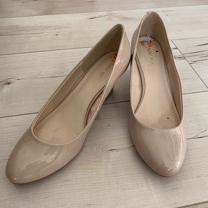 Nine West Tan Wedges Size 9.5